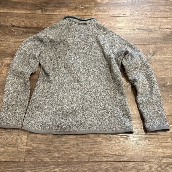 Patagonia Women’s Gray Quarter-Zip Fleece Sweater - Picture 3 of 3